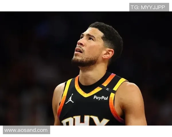 格雷森阿伦称赞布克传球能力称自己会积极跑位配合突破