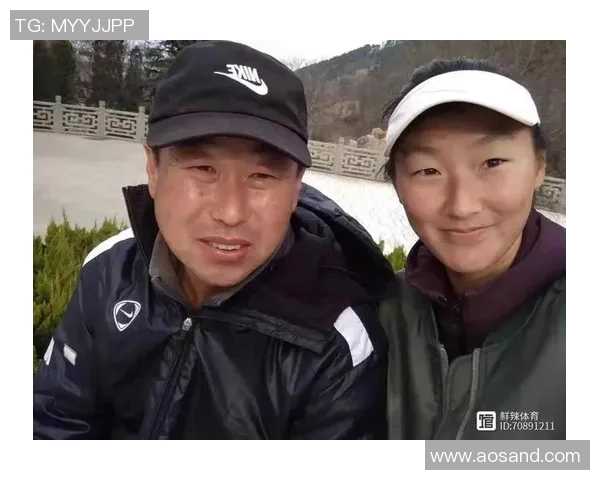 王大雷分享女儿网球训练经历：坚持不懈展现出韧劲与潜力