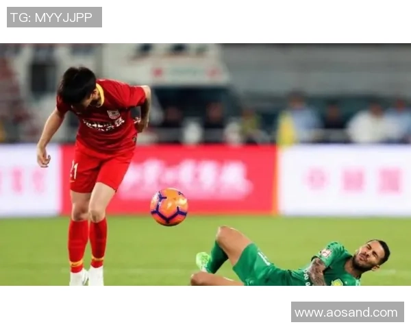 中甲激战引发重伤阿萨莫阿颈椎骨折黄威腓骨骨折悲剧发生