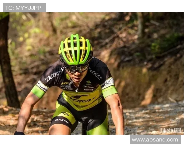 茂茂发力杰基杨错失关键上篮WNBA半决赛抢五战进入激烈加时赛