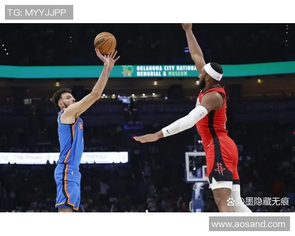 揭幕战主场对决76人杰伦布朗因左腿筋拉伤出战存疑