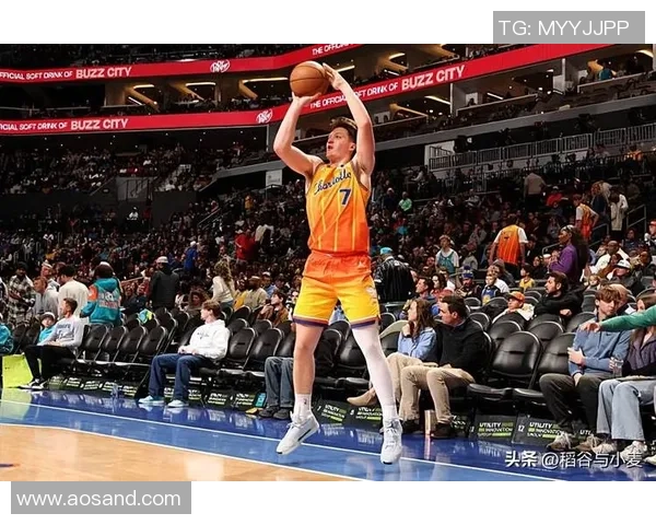 朱正首秀对位五星高中生5投0中却罚球全中贡献4分2板4助