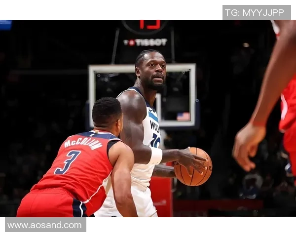 爱德华兹生涯总得分逼近万分大关仅差23分即将创造新历史