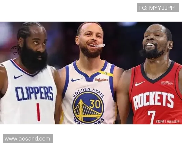 哈登分享职业生涯的坚持与挑战：与詹姆斯杜兰特库里同台竞技的艰辛