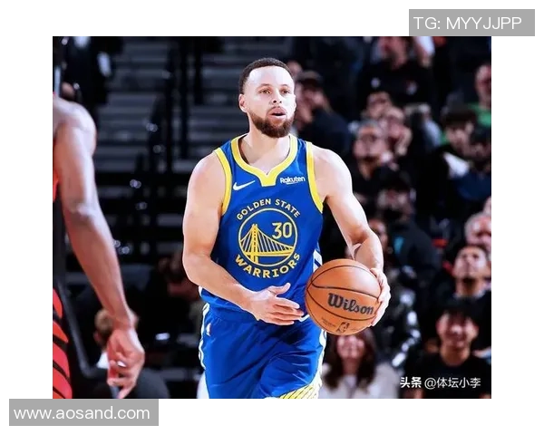 勇士半场微弱领先开拓者库里表现抢眼巴特勒状态低迷未得分