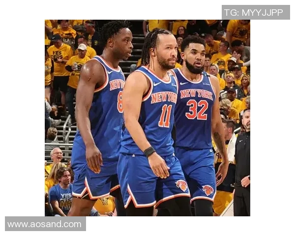 布朗执掌尼克斯后球队蜕变与锡伯杜时代的鲜明对比分析